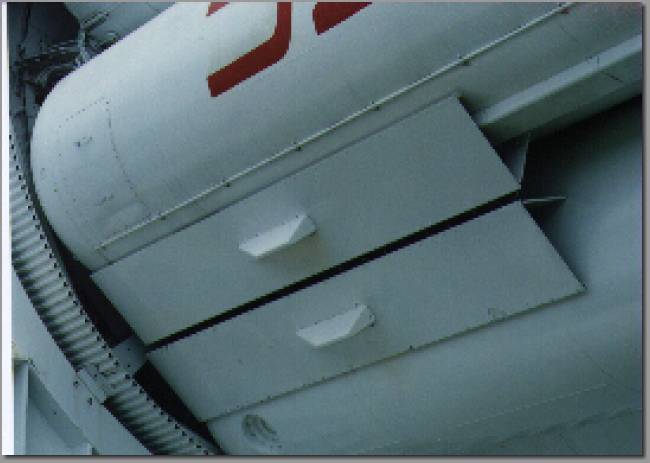 [S522.jpg]