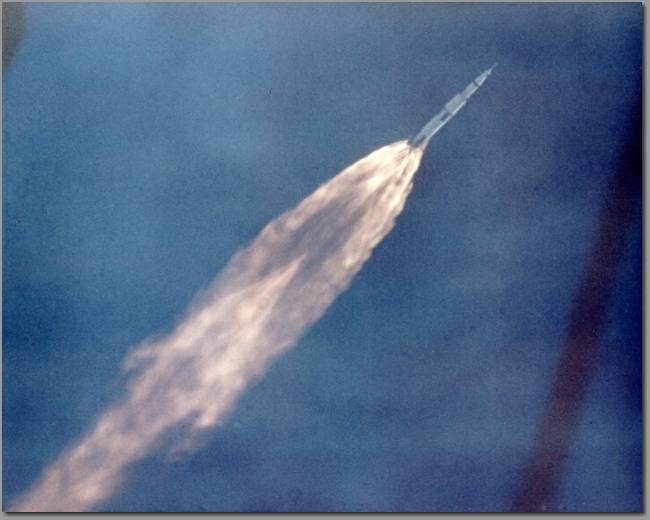 [ap10-KSC-69PC-188.jpg]