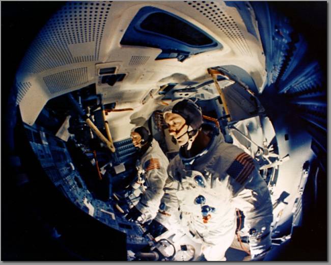 [ap9-KSC-69PC-15.jpg]